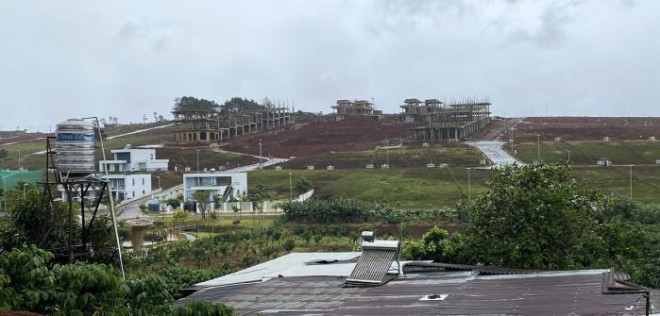 Dự án SunValley ở TP Bảo Lộc, Lâm Đồng với hạ tầng xây dở dang đang bị dừng lại và chưa biết số phận tiếp theo được định đoạt như thế nào