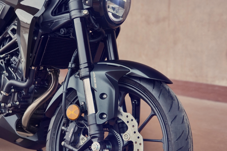 2022 Honda CB250R cập nhật bản mới, giá từ 124,7 triệu đồng - 3