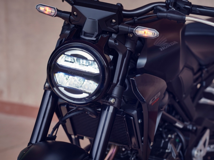 2022 Honda CB250R cập nhật bản mới, giá từ 124,7 triệu đồng - 4