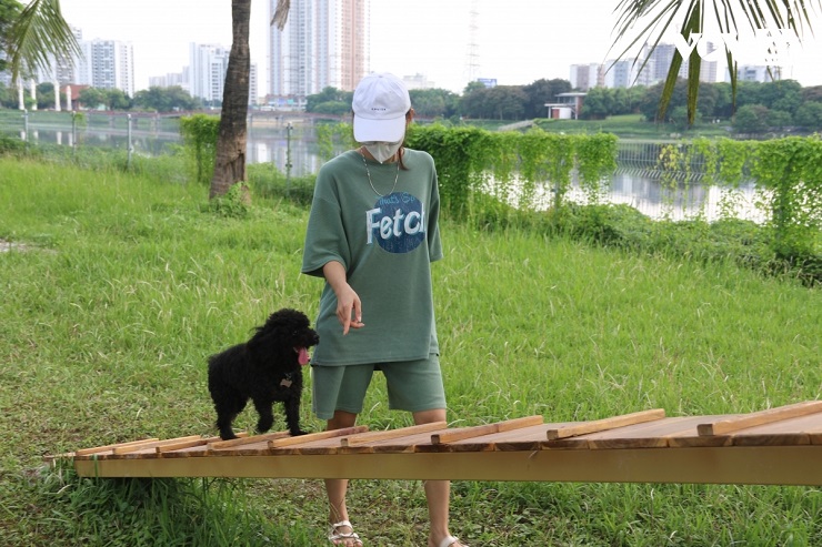 Công viên chó đầu tiên ở Hà Nội nằm trong khuôn viên công viên Yên Sở