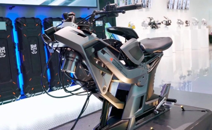 Yamaha tiết lộ nguyên mẫu xe “biến hình” siêu tối tân - 4