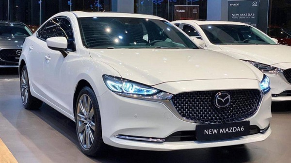 Bảng giá xe Mazda 6 mới nhất nửa cuối tháng 08/2022 - 2