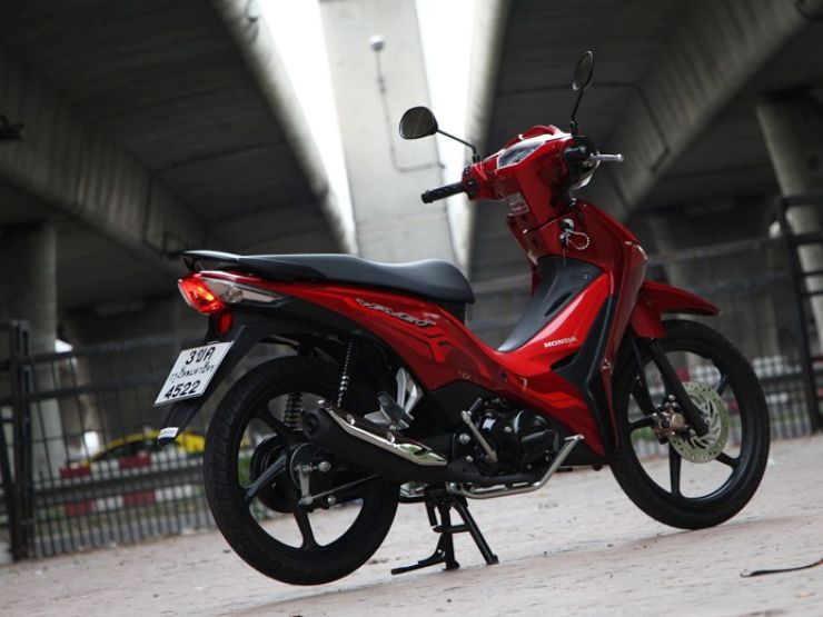 Honda Wave 110i nhập Thái về Việt Nam với giá đắt hơn SH125i - 1