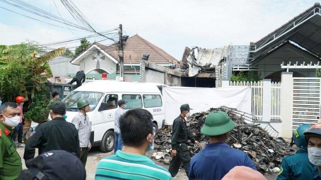 Công an Ninh Thuận gặp khó khi xác định lý do vụ cháy 3 mẹ con tử vong - 2