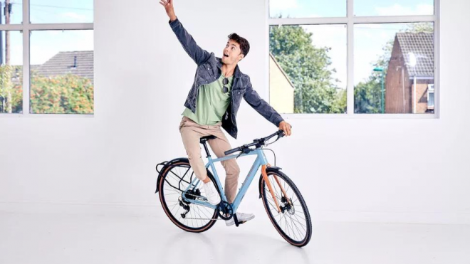 Xe đạp điện siêu nhẹ với giá hơn 63 triệu đồng. Ảnh: Techradar.