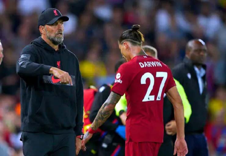 Klopp cho biết ông đã nói chuyện với Nunez sau tấm thẻ đỏ