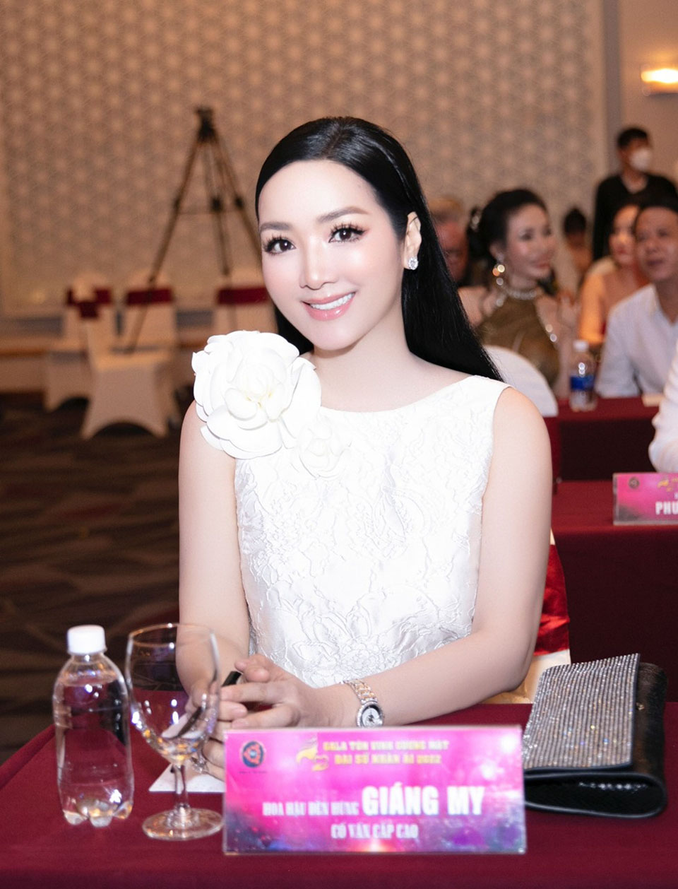 Hoa hậu Giáng My tự tin ngồi ghế giám khảo chuyên môn cuộc thi “Hoa Hậu Quý Bà Việt Nam 2022”