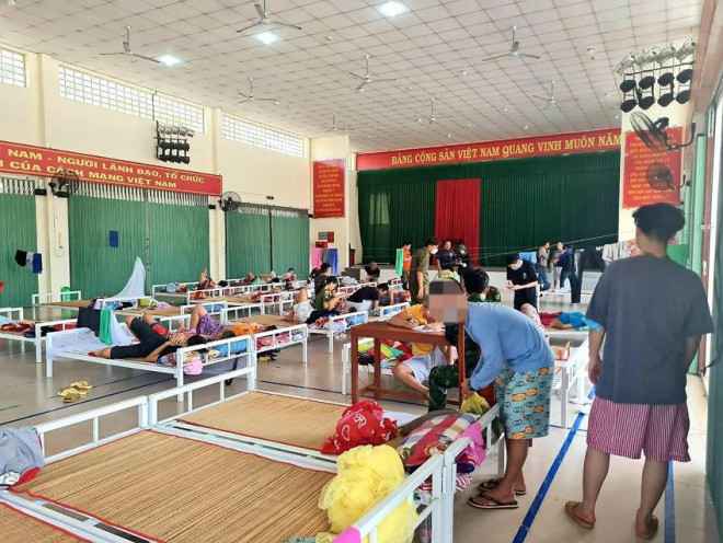 Tin tuc moi nhat 24h: Bắt quả tang người phụ nữ đóng giả y tá vào bệnh viện bắt cóc trẻ em - 2