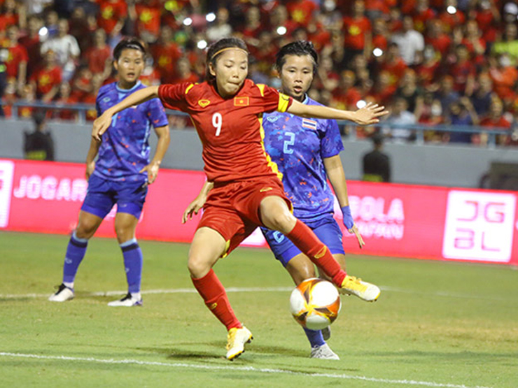 Huỳnh Như khuynh đảo hàng thủ Thái Lan, ghi siêu phẩm giành HCV thứ 7 SEA Games