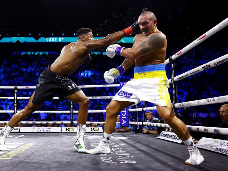 Đại chiến boxing Oleksandr Usyk - Joshua: So kè nghẹt thở, bản lĩnh nhà vô địch