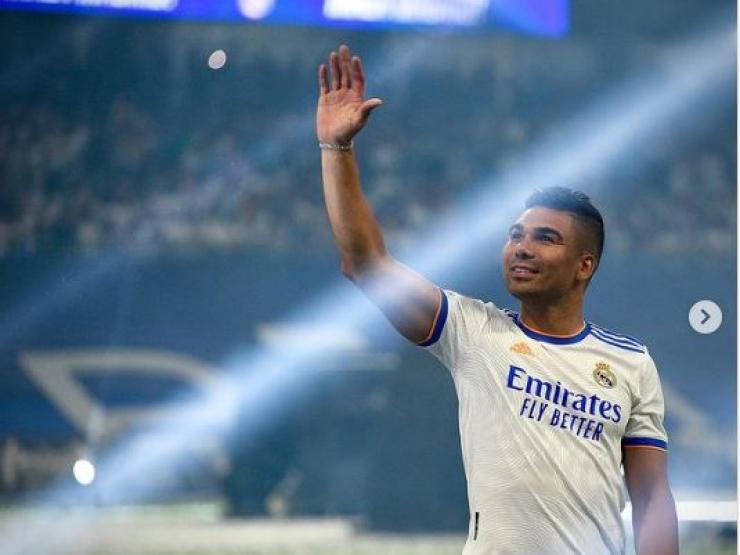 Casemiro chia tay Real sang MU: Siêu sao rơi lệ, ông trùm Perez tri ân