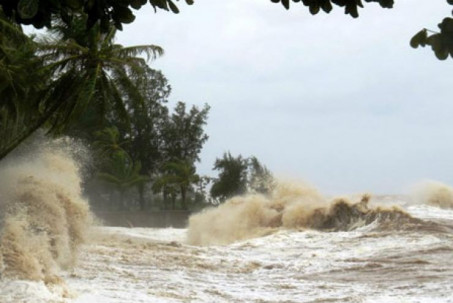 Biển Đông khả năng sắp hứng cơn bão số 3 năm 2022