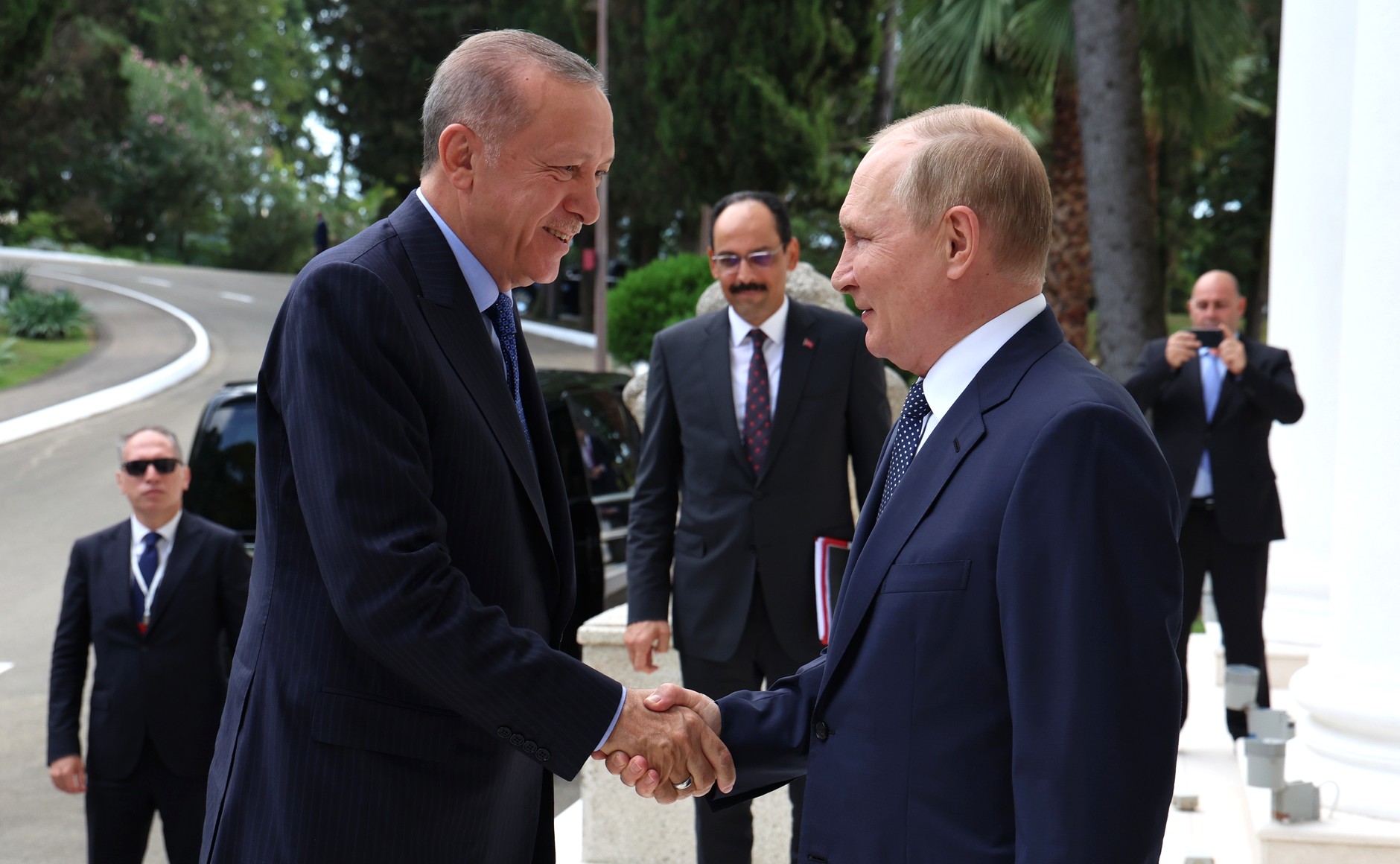 Ông Erdogan tới Sochi gặp Tổng thống Nga Vladimir Putin hồi đầu tháng này.