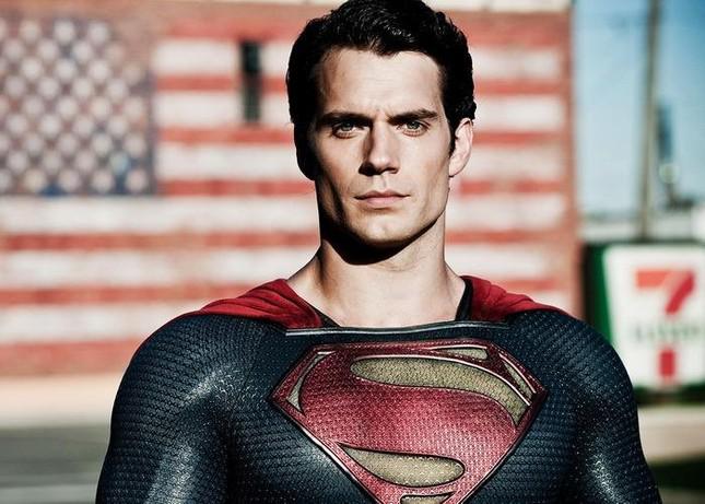 Tranh cãi trưởng nhóm BTS vượt mặt "Siêu Nhân" Henry Cavill trong cuộc bình chọn nhan sắc - 3