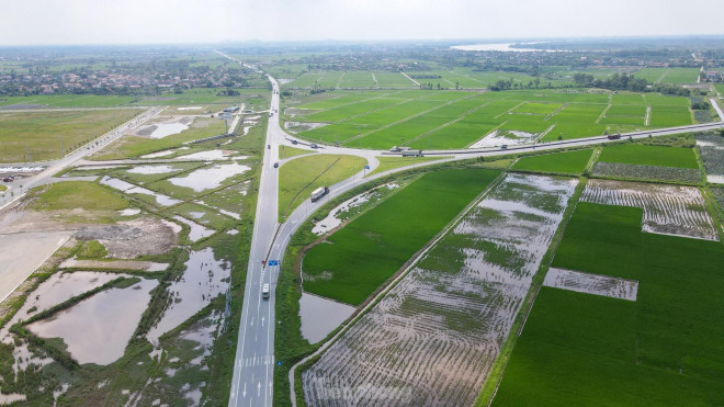 Dự án giai đoạn 2 thuộc Dự án đầu tư xây dựng tuyến đường bộ nối đường cao tốc Hà Nội - Hải Phòng với đường cao tốc Cầu Giẽ - Ninh Bình, đoạn qua tỉnh Hà Nam có chiều dài 16,5 km với tổng mức đầu tư hơn 700 tỷ đồng.