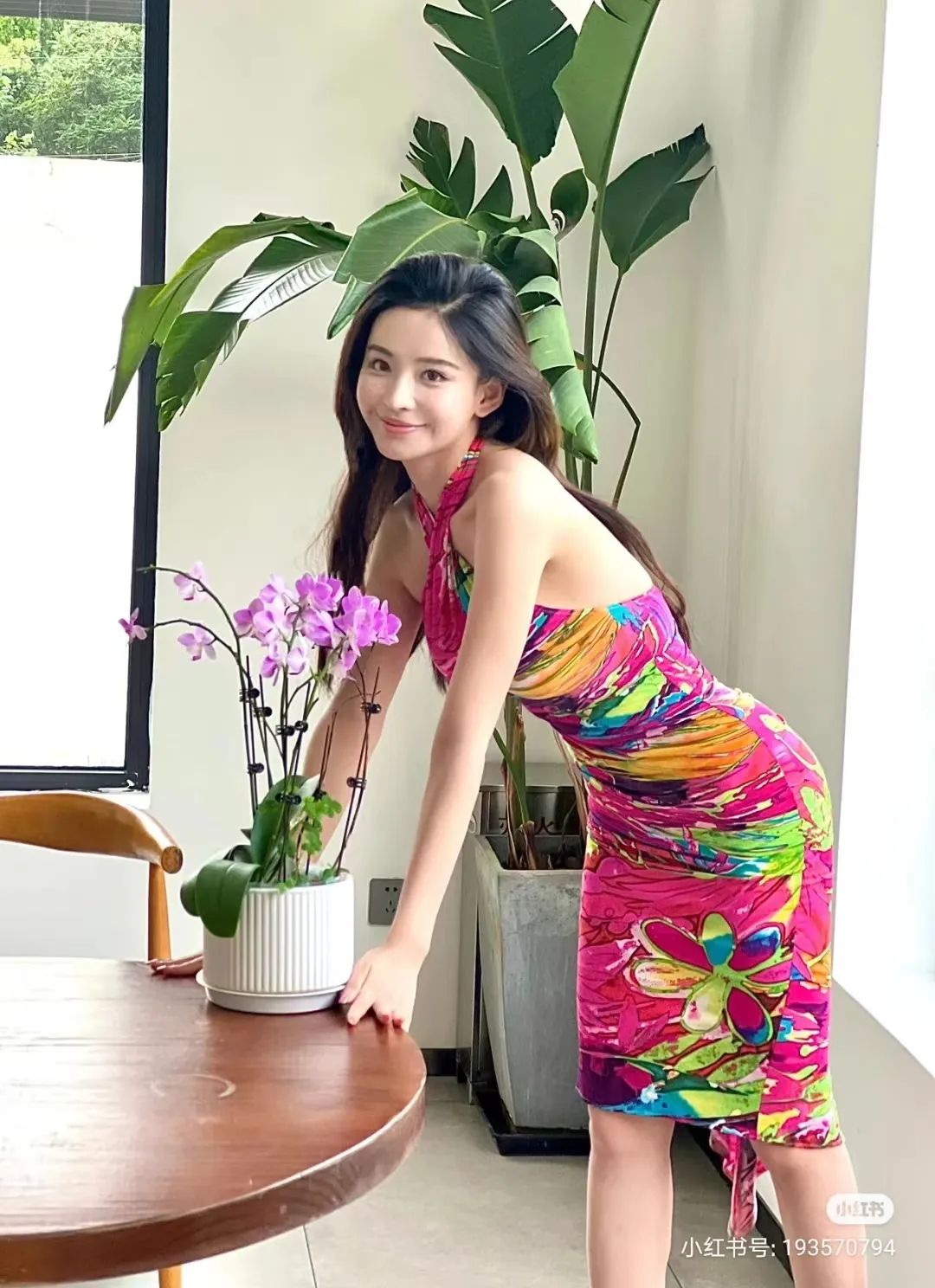 Hoa hậu Thế giới Trung Quốc 2022 xinh như mộng bị tố khai man bằng thạc sĩ - 14