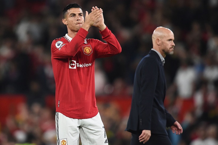 Ronaldo liên tục phải ngồi dự bị trong các trận đấu của MU gần đây