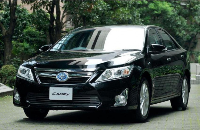 Toyota Camry Hybrid 2011 với giá 8.518 đô la (tương đương dưới 200 triệu đồng). Ảnh: Motorbiscuit.