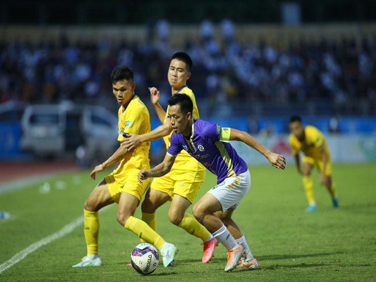 Video bóng đá SLNA - Hà Nội: Ngoại binh cứu rỗi, sa lầy trên sân Vinh (Vòng 14 V-League)