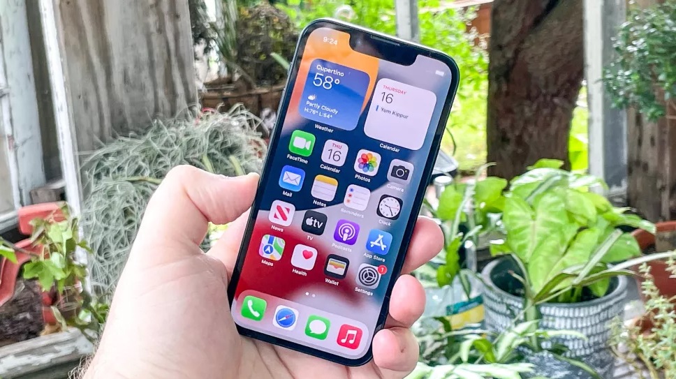 Không có iPhone 14 Mini, vẫn có nhiều smartphone cỡ nhỏ xịn hơn - 1