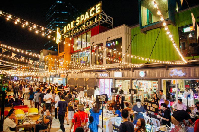 8 chợ đêm không thể bỏ qua ở Bangkok cho tín đồ ẩm thực và thời trang - 1