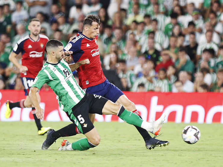 Video bóng đá Real Betis - Osasuna: Bàn thắng ”sấm sét”, tạm chiếm ngôi đầu (Vòng 3 La Liga)