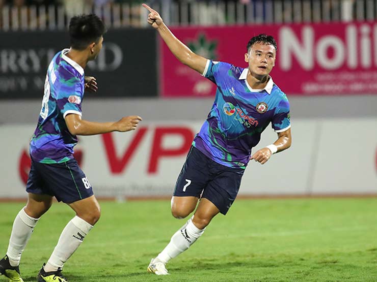 Video bóng đá Bình Định - Bình Dương: Tưng bừng hiệp 2, lọt vào top 3 (Vòng 14 V-League)