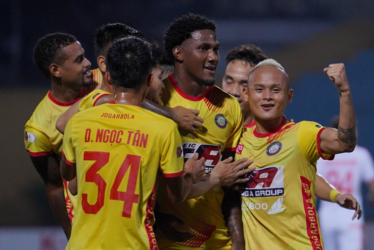 Trực tiếp bóng đá Viettel - Thanh Hóa: Nhàn nhã giữ thế trận (Vòng 14 V-League) - 2