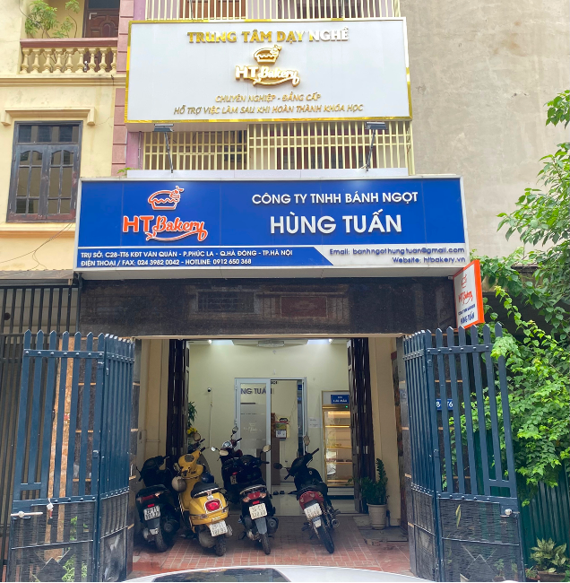 Công ty TNHH Bánh Ngọt Hùng Tuấn, hay còn gọi là HT’Bakery do chị Vũ Thị Thu Hằng (sinh năm 1990) thành lập đã trở thành cái tên quen thuộc với tín đồ hảo ngọt ở Hà Nội.
