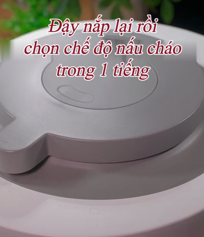 Cách làm bánh bông lan dễ và nhanh nhưng rất ngon bằng nồi cơm điện, chỉ cần trứng, bột bán sẵn và chút dầu ăn - 9