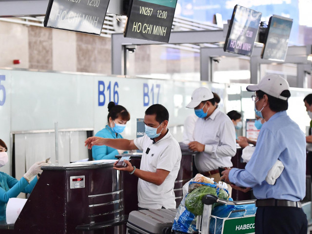 Các hãng hàng không không trả tiền khách hàng khi hoàn vé máy bay: Bộ GTVT nói gì?