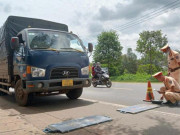 Tin tức trong ngày - Đắk Nông: Cấm cán bộ, đảng viên xin bỏ lỗi vi phạm giao thông