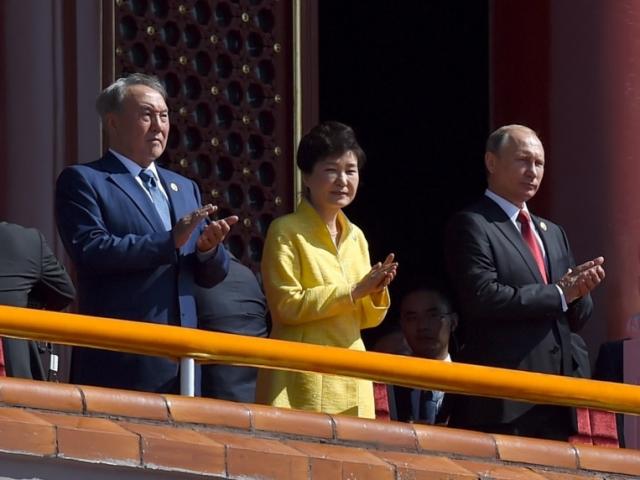 “Đứng ngồi không yên” vì bạo loạn ở Kazakhstan, vì sao Trung Quốc không can thiệp?