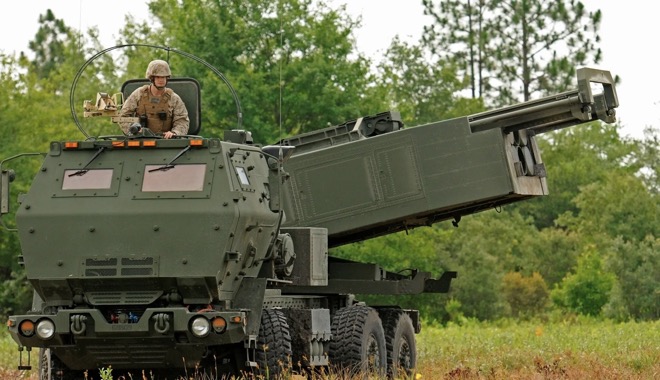 Pháo phản lực HIMARS là vũ khí chủ lực của Ukraine trong đợt phản công ở miền nam.