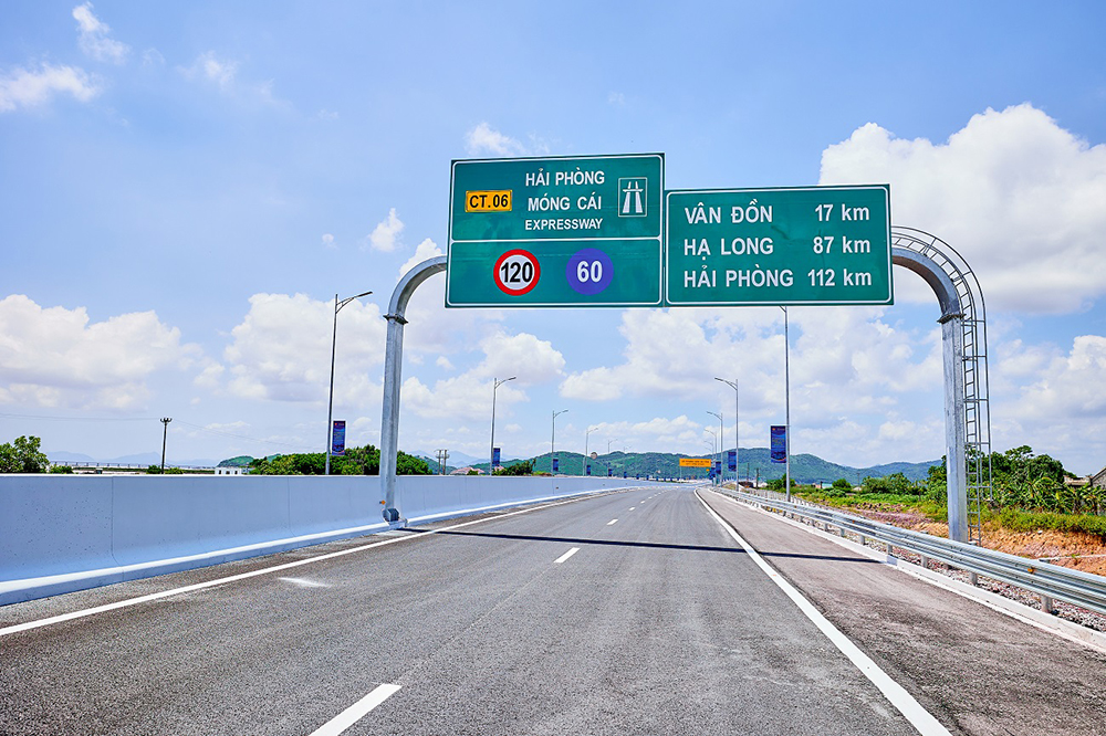 Ngắm tuyến cao tốc “đẹp không góc chết” do Sun Group đầu tư tại Quảng Ninh - 3