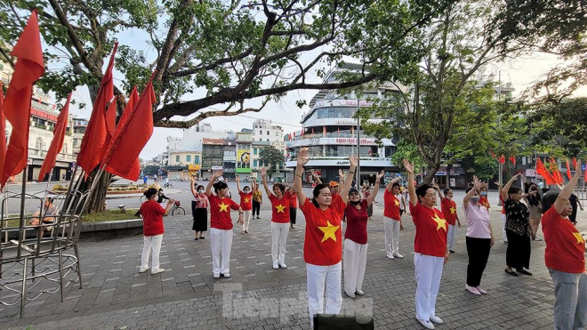 Ngắm Hà Nội thật bình yên trong ngày Lễ Quốc khánh 2/9 - 2