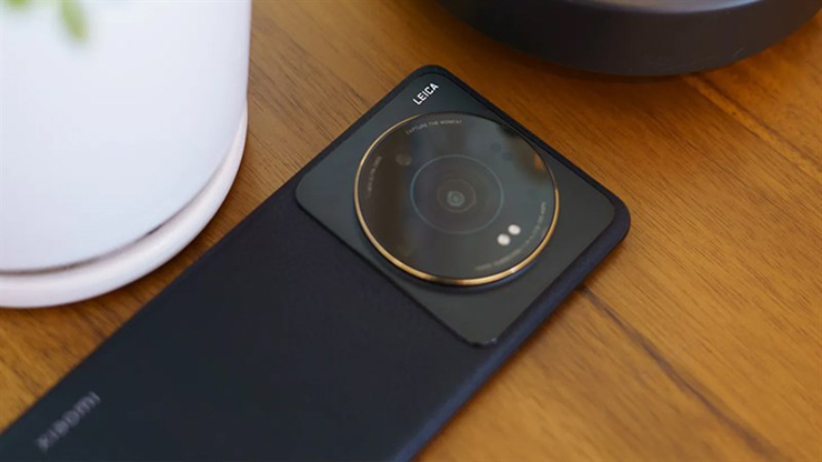 Xiaomi 12S Ultra đánh bại sức mạnh nhiếp ảnh của iPhone 13 Pro Max - 1