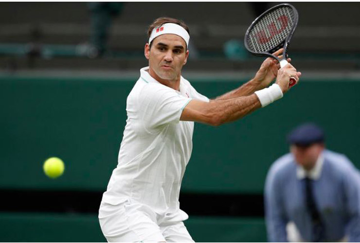 Federer nổi tiếng với cú bung trái một tay sở trường