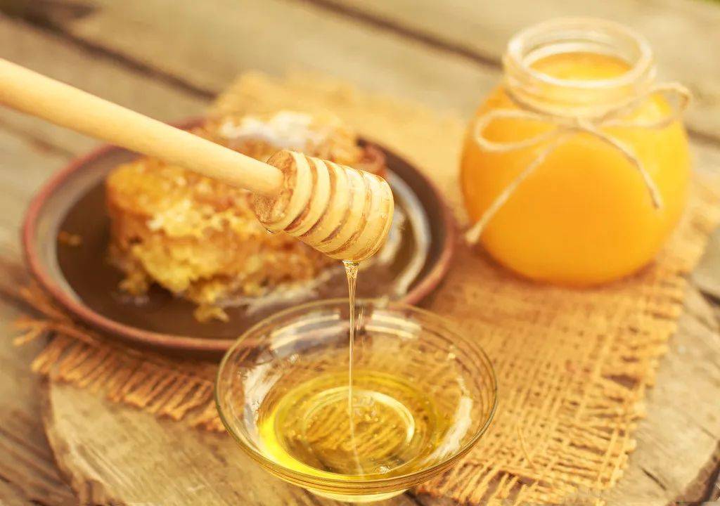 Unexpected Health Benefits of Honey Combined with These Things - 2