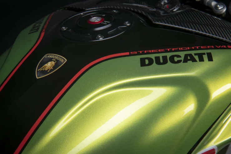 Trình làng siêu môtô 2022 Ducati Streetfighter V4 Lamborghini - 6