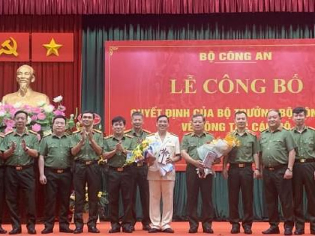 Bộ Công an công bố quyết định bổ nhiệm 2 tân Cục trưởng