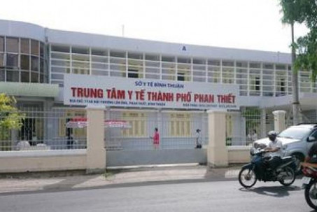 Giám đốc Trung tâm Y tế Phan Thiết mắng bác sĩ “lương y như hổ báo, loi nhoi như lũ dòi”
