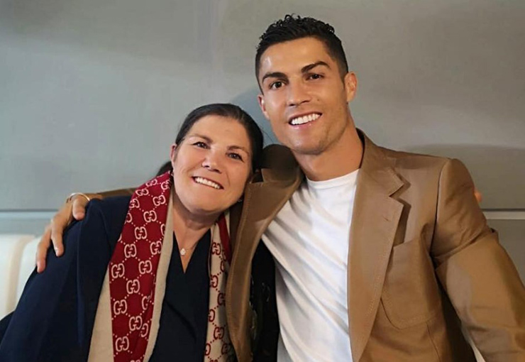 Căn bệnh khiến cho Cristiano Ronaldo suýt phải giã từ sự nghiệp bóng đá - 1