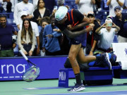 Thể thao - &quot;Trai hư&quot; Kyrgios bị phạt mất 36 chiếc Iphone 14, Rublev khóc ở US Open