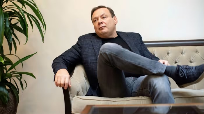 Tỷ phú người Nga Mikhail Fridman. Ảnh: FT