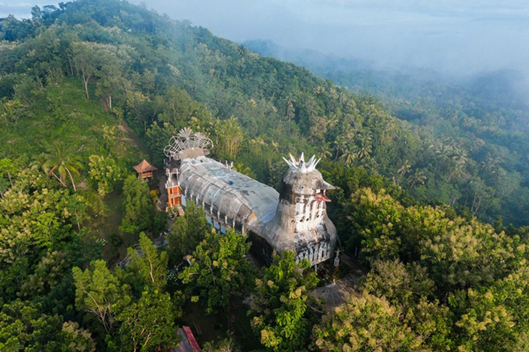 Khám phá 9 khu du lịch độc đáo nhất chỉ có ở Indonesia - 1