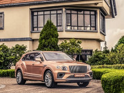 Ngắm xe - Xe SUV siêu sang Bentley Bentayga EWB có giá bán hơn 18 tỷ đồng tại Việt Nam