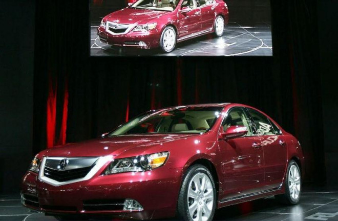 2009 Acura 2009 RL được giới thiệu tại Chicago Auto Show. Ảnh: Motorbiscuit.
