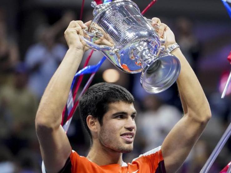 Alcaraz vô địch US Open lập “mưa kỷ lục”: Tân số 1 thế giới 19 tuổi nói gì?