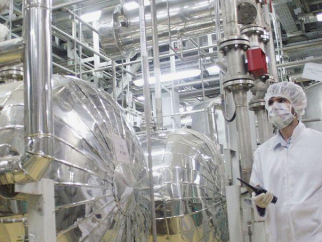 Quan chức Mỹ: Iran có đủ uranium để sản xuất bom nguyên tử